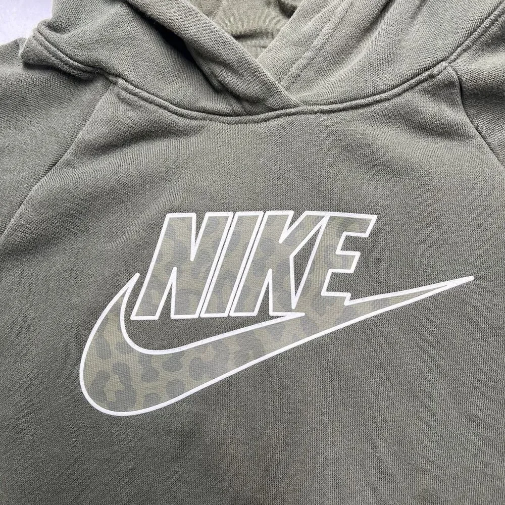 Nike Women’s Hoodie Long Sleeve Sweatshirt Army Green Camo Print Size M